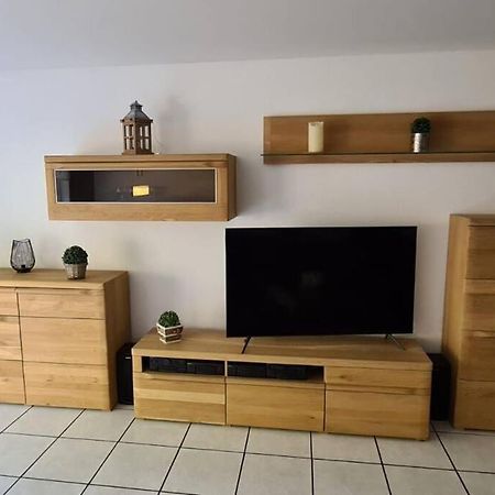 Zentrale Messe/Ferien Whg Mit Garten & Parkplatz راتينغن المظهر الخارجي الصورة