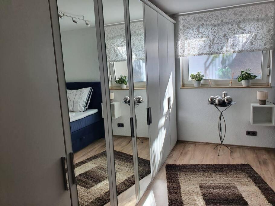 Zentrale Messe/Ferien Whg Mit Garten & Parkplatz راتينغن المظهر الخارجي الصورة
